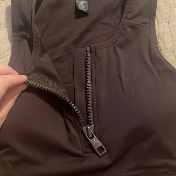 Vitality The Isotope Bra - Obsidian
Size: S - Picture 3 of 7